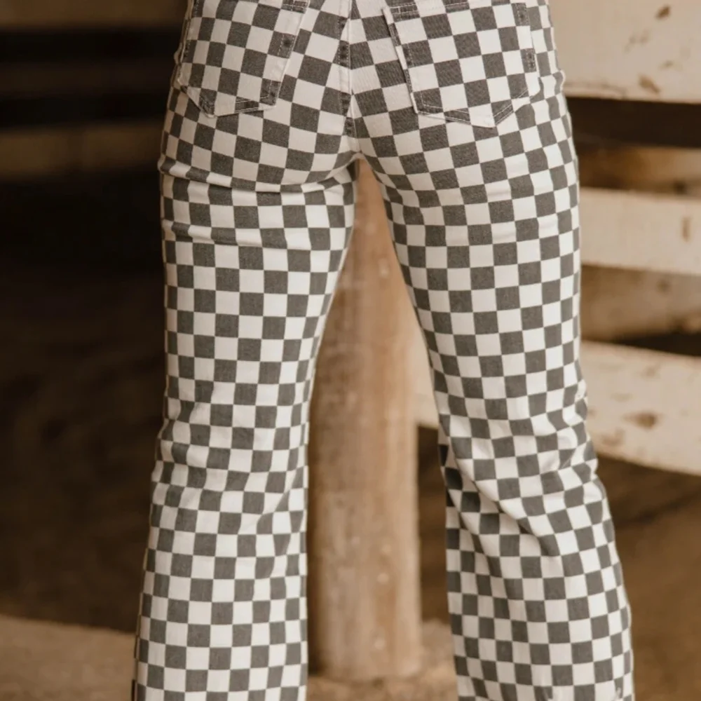 Fast Lane Jeans - Picture 5 of 5